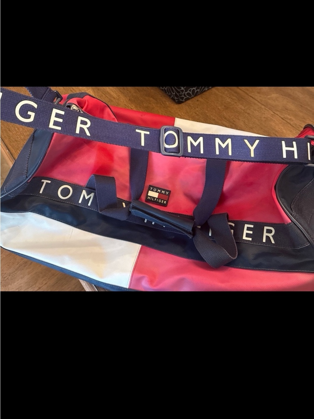 Vintage Tommy Hilfiger Duffel Bag - Picture 4 of 4